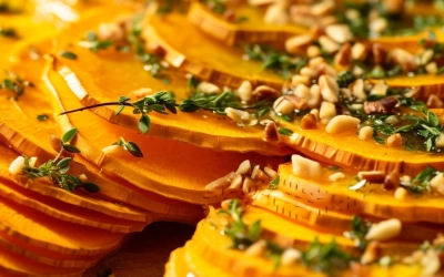 Süßkartoffel-Kürbis-Auflauf: Ein Farbenfrohes Herbstgericht