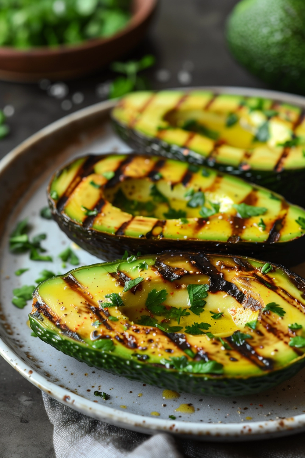 Gegrillte Avocado-Hälften