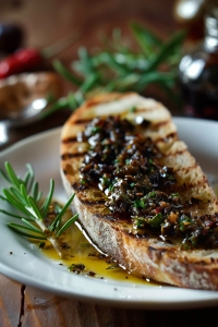 Gegrilltes Ciabatta mit Oliven-Tapenade